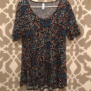 LuLaRoe Perfect Tee • XL